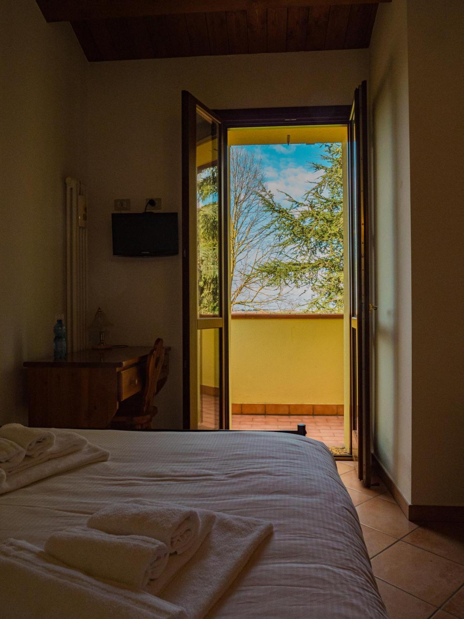 B&B Villa Erika ルーゴ エクステリア 写真